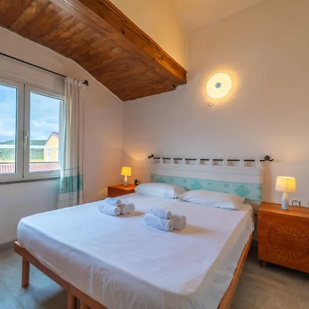 Brorent Dimora Pascoli 1 Διαμέρισμα Golfo Aranci